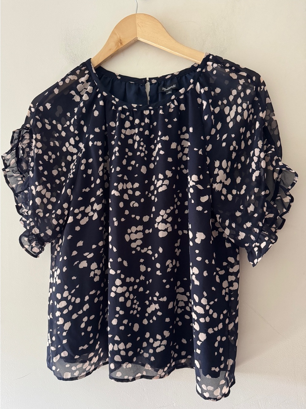 Madewell Memento Short Ruffle Sleeve Drifting Petals Top Style M1731